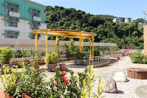 靈實護養院|靈 實 司 務 道 寧 養 院